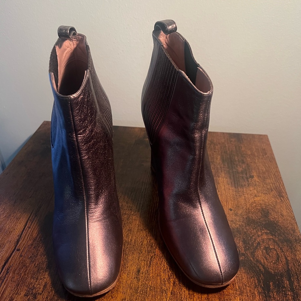 Marc by Marc Jacob’s rocket boot. Beautiful bronze with round toe and high heel